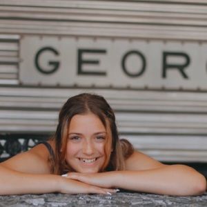 Meet your Posher, Molly